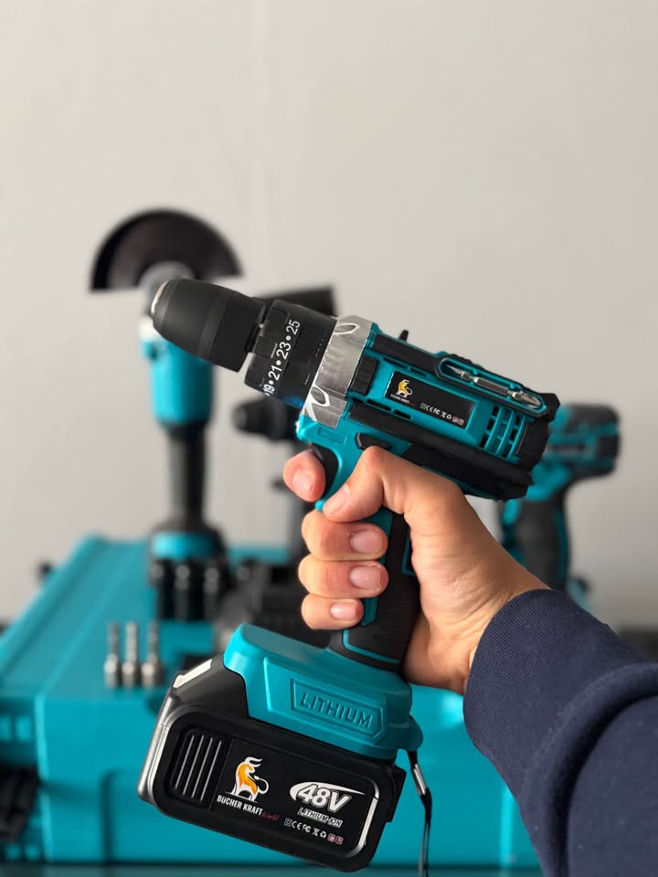 Combo Profissional 48V: Kit de 4 Ferramentas sem Fios + 2 Baterias